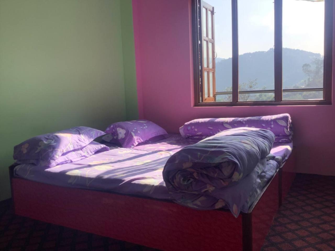 Countryside Comfort Homestay ナガルコット エクステリア 写真